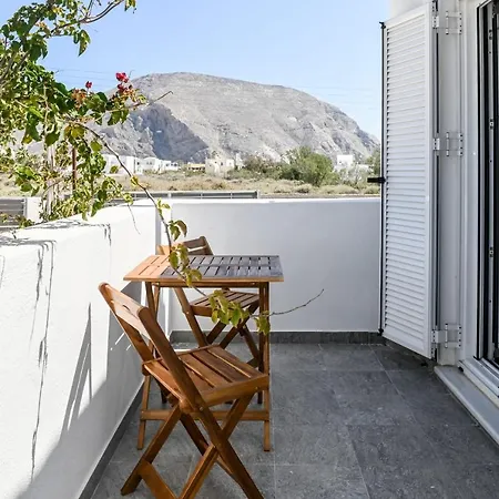 Enjoy The Santorini Life Vibrant Studio Lejlighed